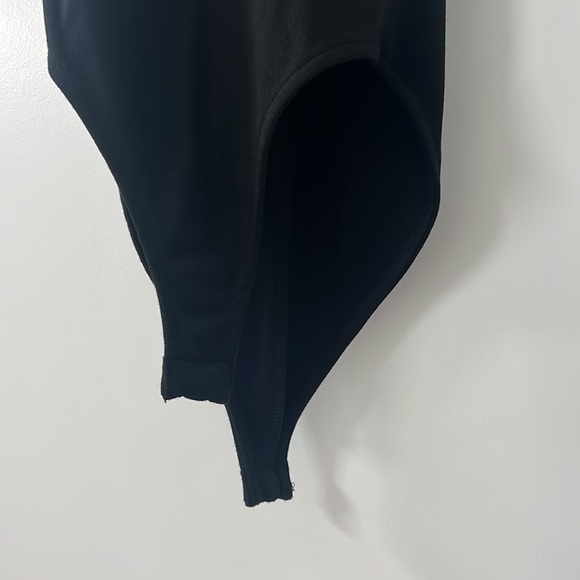 Forever 21 V-Neck Bodysuit - Picture 2 of 3